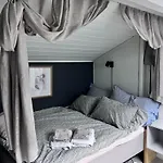 Modern Luxplace With Northern Light View * トロムソ