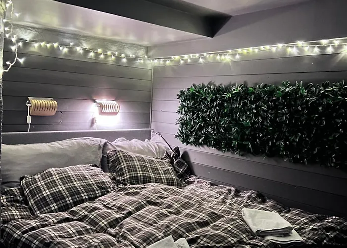 Comfy, Modern Place With View * Tromsø